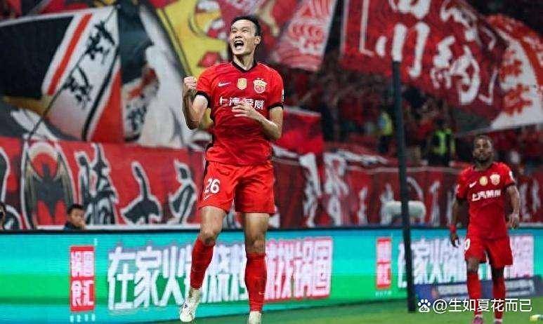 关于上海海港发布备战花絮,集结日主帅复盘,欧超杯任务艰巨,年轻球员得到机会的信息 关于上海海港发布备战花絮,集结日主帅复盘,欧超杯任务艰巨,年轻球员得到机会的信息