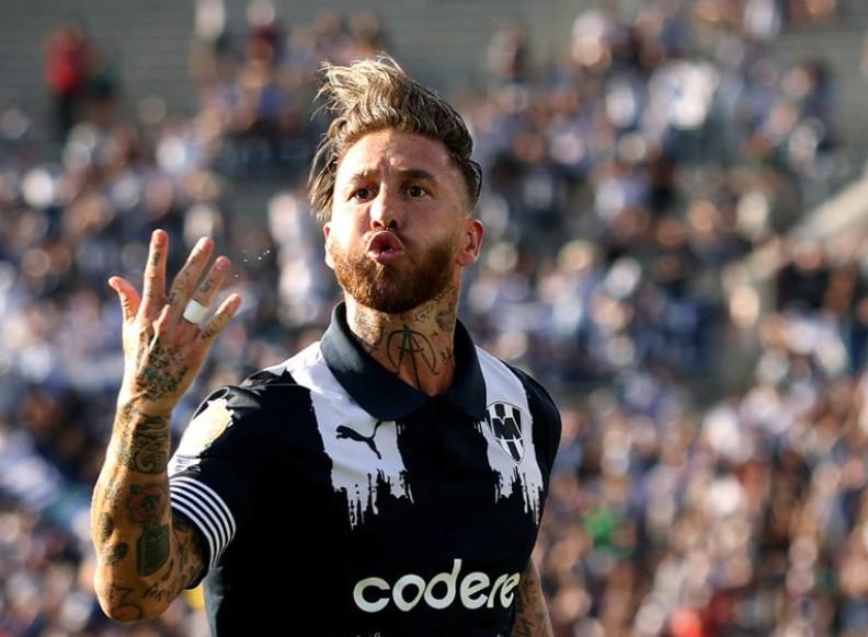  那不勒斯发布备战花絮，窗口期单刀错失，CBA季后赛任务艰巨，纪律约束更严格