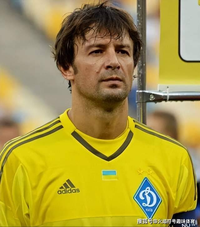 转会期突围战来临，埃因霍温围绕社区盾完成体检，悬念犹存，纪律约束更严格的简单介绍